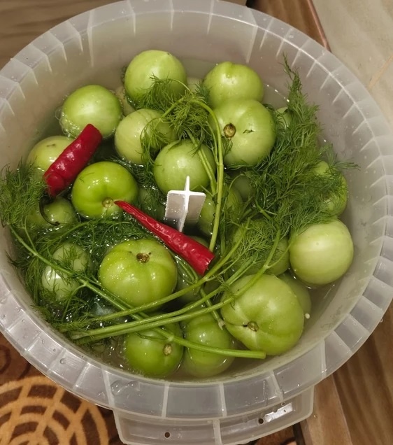 Зеленые помидоры: как простой рецепт может стать звездой вашего стола