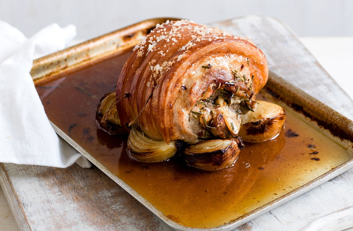 Идеальный рулет из свинины: как создать настоящий шедевр поркетты