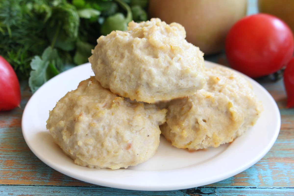 Необычные куриные котлеты с яблоком: быстро и вкусно