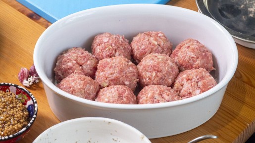 Как быстро и вкусно приготовить тефтели, которые завоюют сердца всей семьи