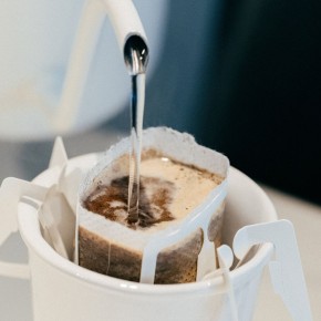 Дрип-кофе: что нужно знать о новом тренде в мире кофе