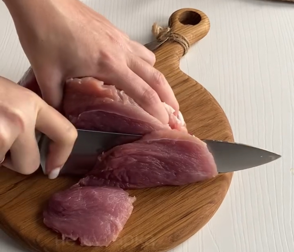 Традиционный новогодний рецепт мяса, который соберет всех за столом