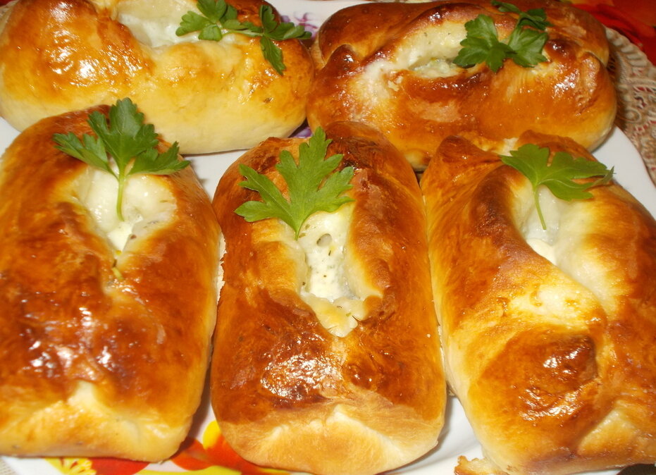 Рыбники со сметаной: вкусные пироги на каждый день