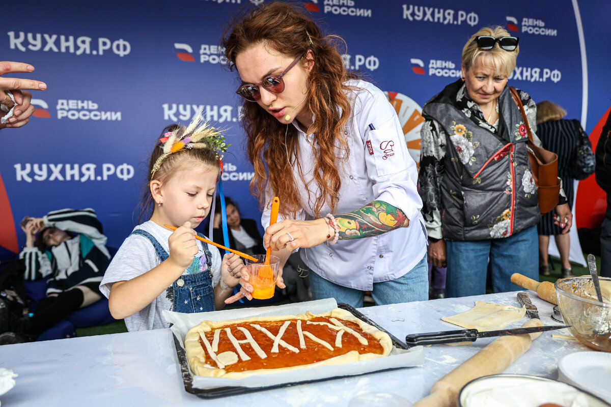 Кухня.РФ отметила День России на грандиозном фестивале в Санкт-Петербурге