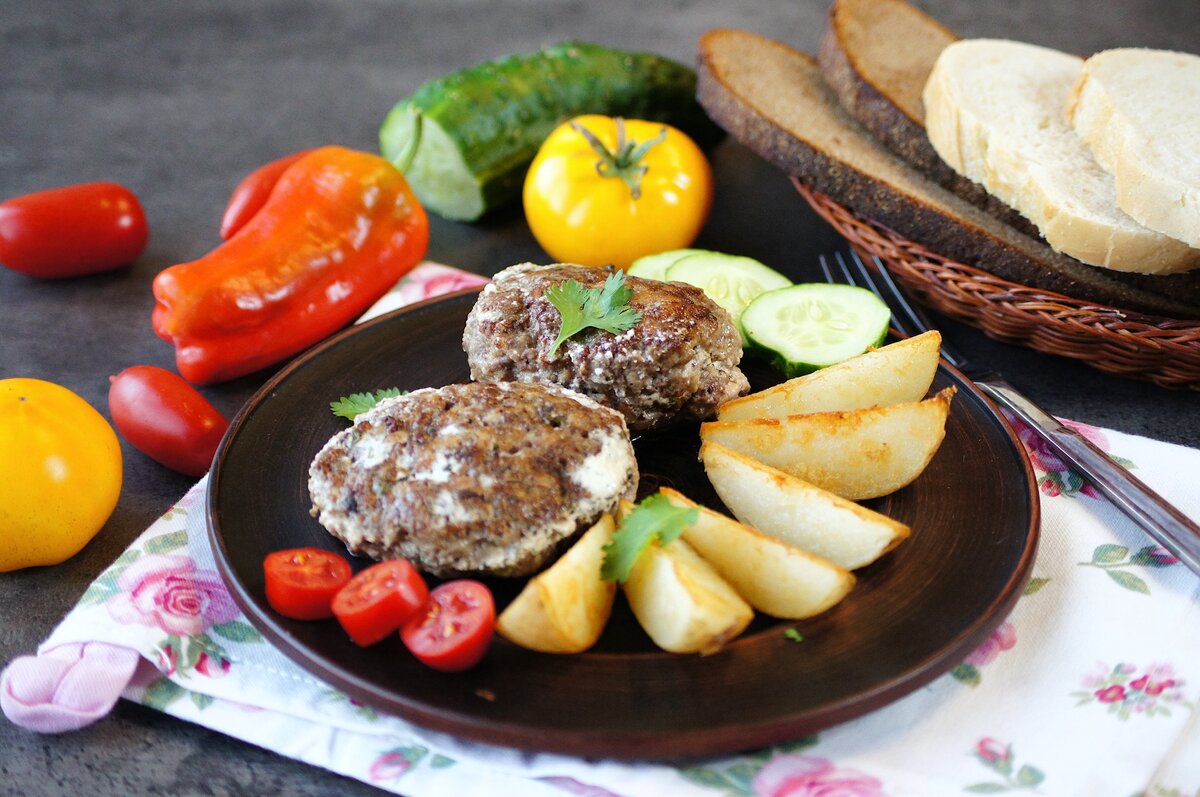 Котлеты, которые тают во рту: нежнейшее блюдо для всей семьи