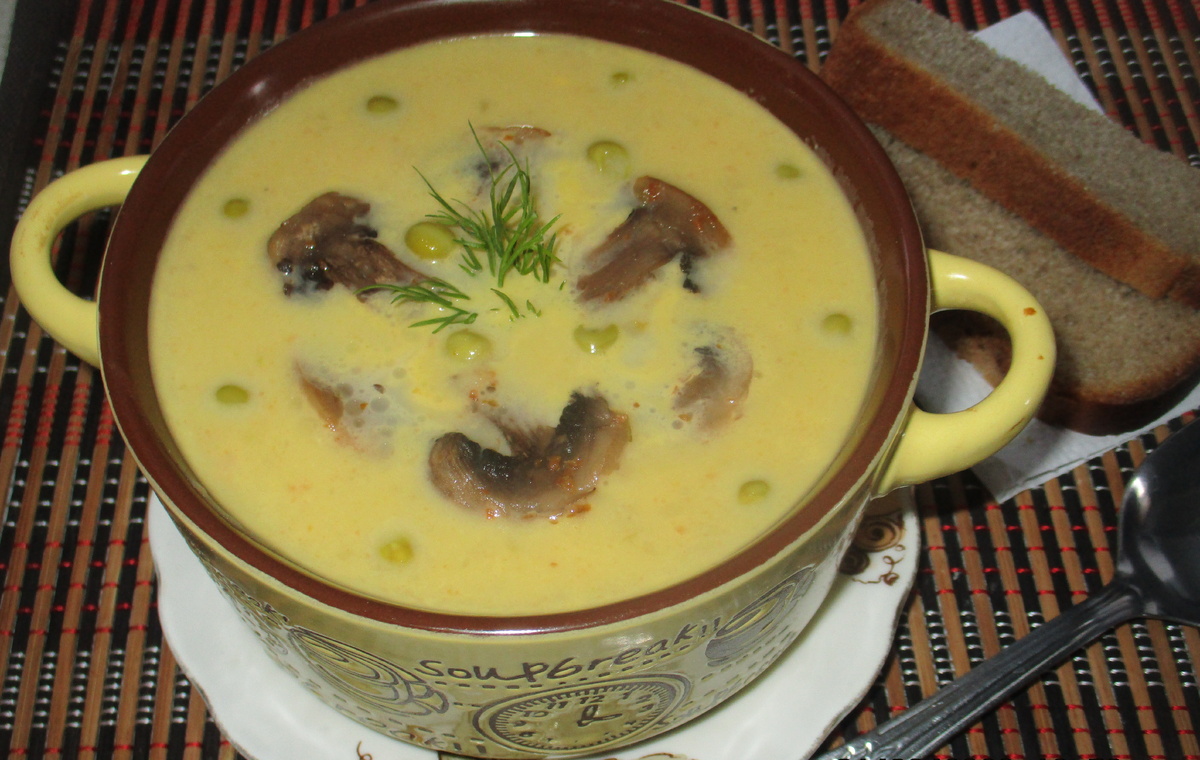 Вкусный овощной суп-пюре с шампиньонами: легкость на вашей тарелке