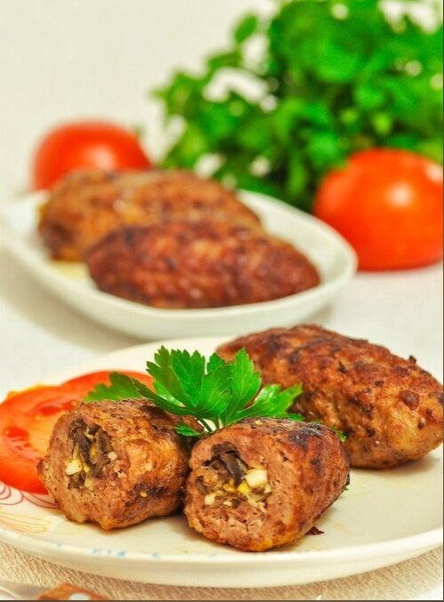 Кулинарные изыски: куриные зразы с грибами и яйцами порадуют ваше вкусовое восприятие