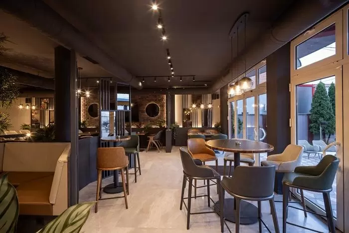 Проблемы с безопасностью: Ресторан True Cost на грани закрытия из-за кишечной палочки