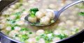Суп с сырными шариками: быстрый и вкусный обед для всей семьи